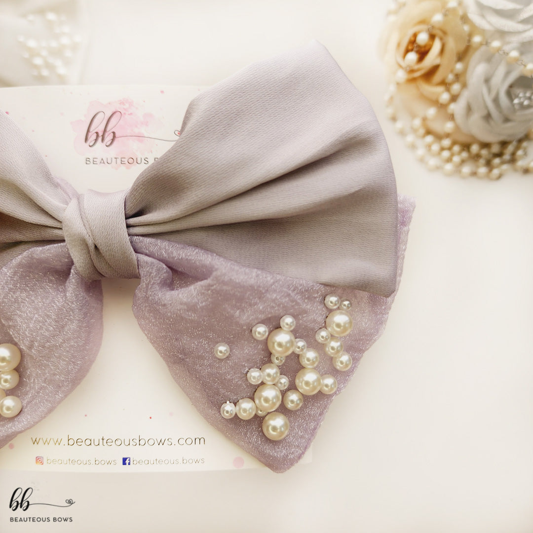 Pretty in Pearls Hair Bow