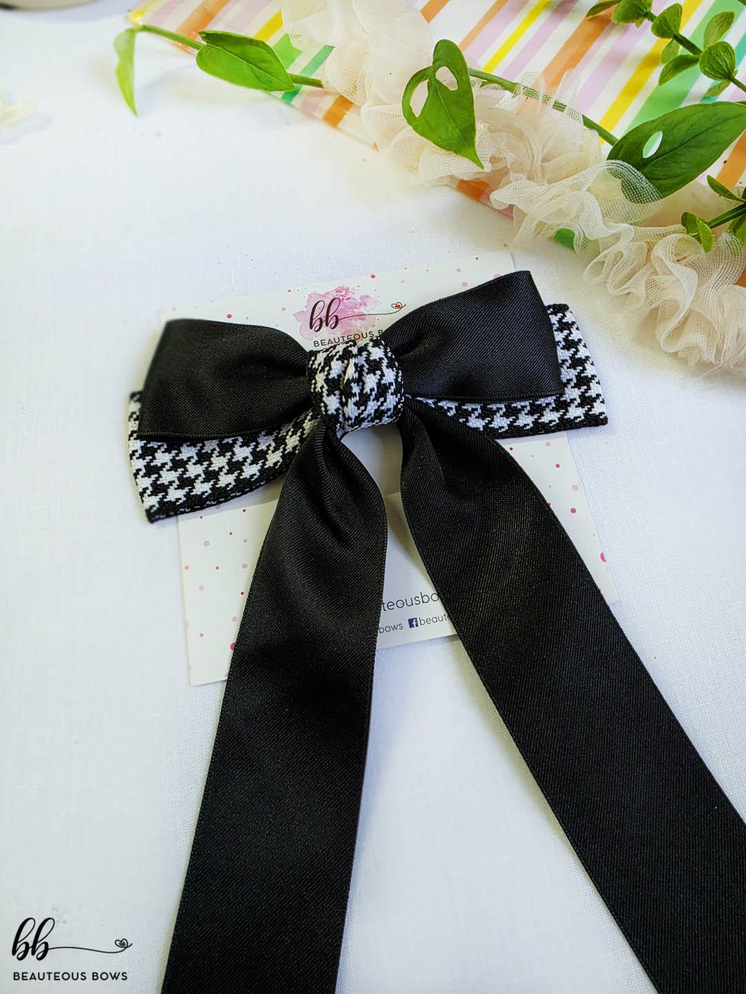 Black Houndstooth Pigtail Bow