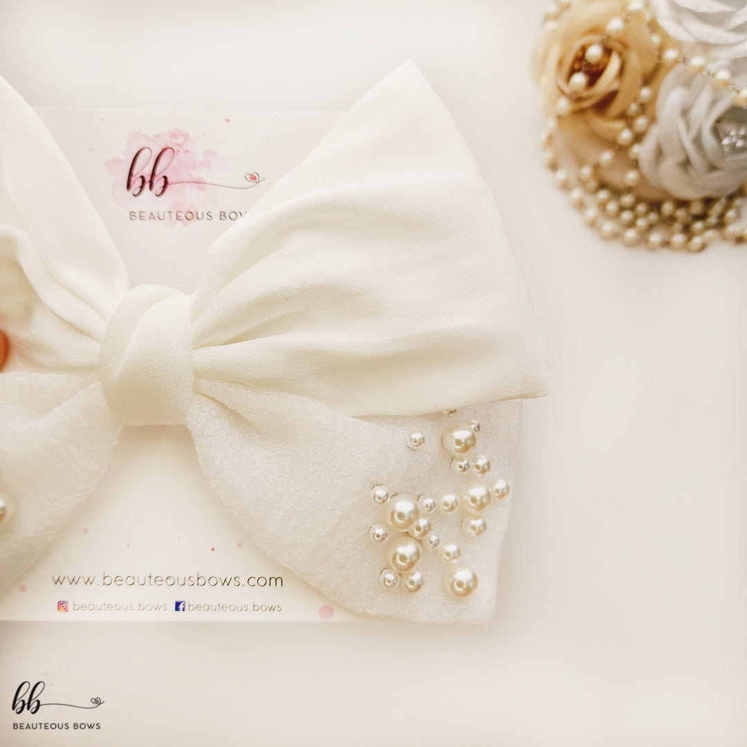 Pretty in Pearls Hair Bow