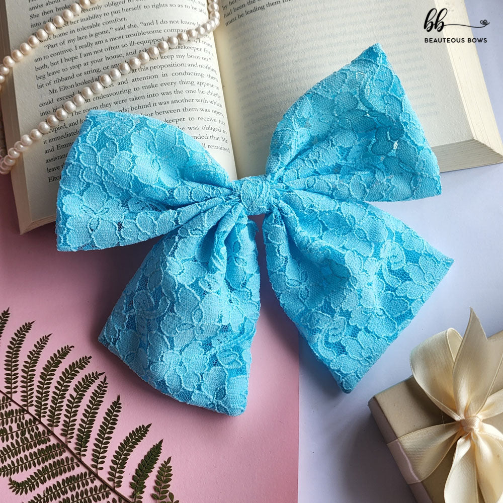 Pretty Lace Hair Bow