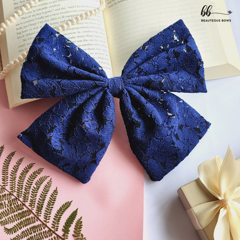 Pretty Lace Hair Bow