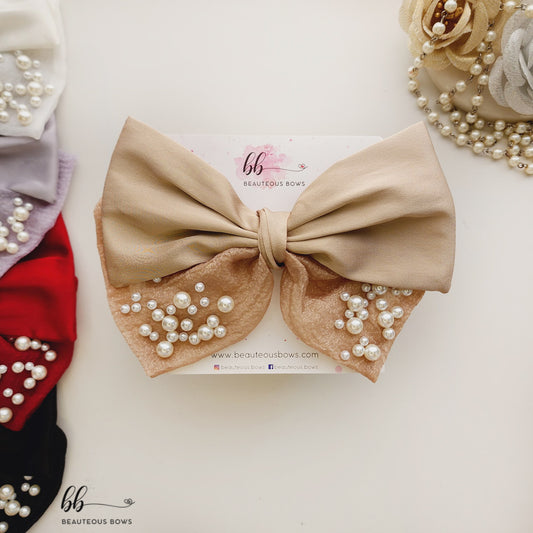 Pretty in Pearls Hair Bow