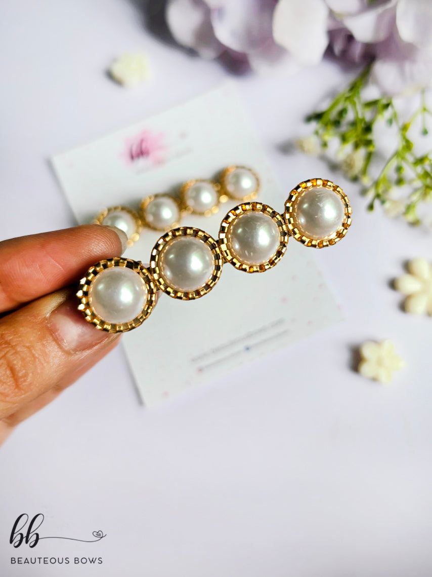 Gold Pearl Clips Set