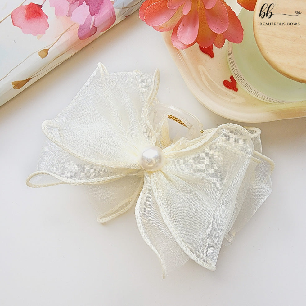 Delicate Bow Claw Clip