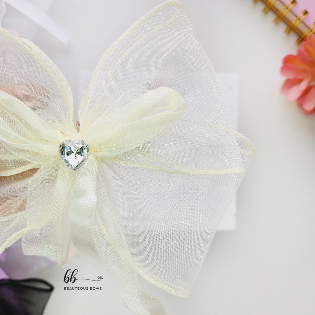 Pixie Charm delicate Hair Bow