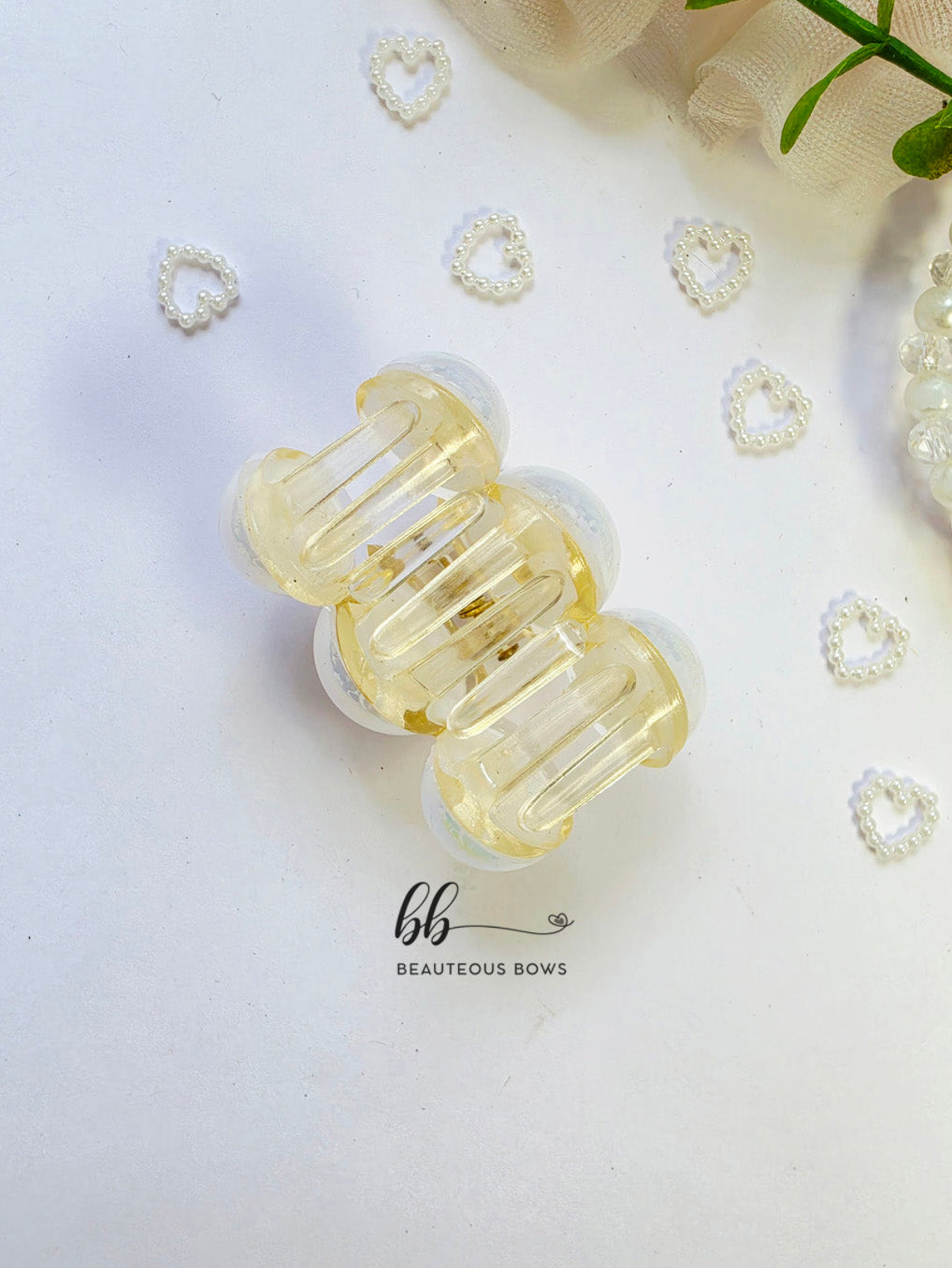 Round Pearl Claw Clip