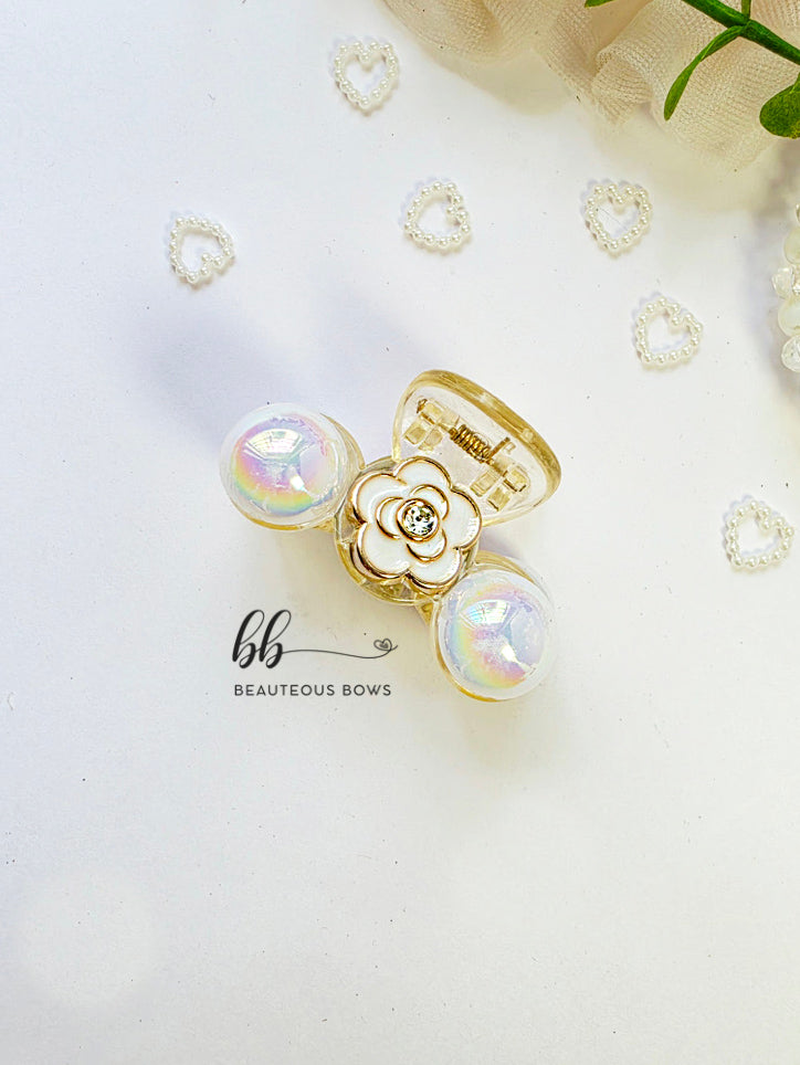Round Pearl Claw Clip