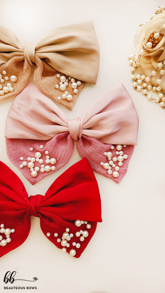 Pretty in Pearls Hair Bow
