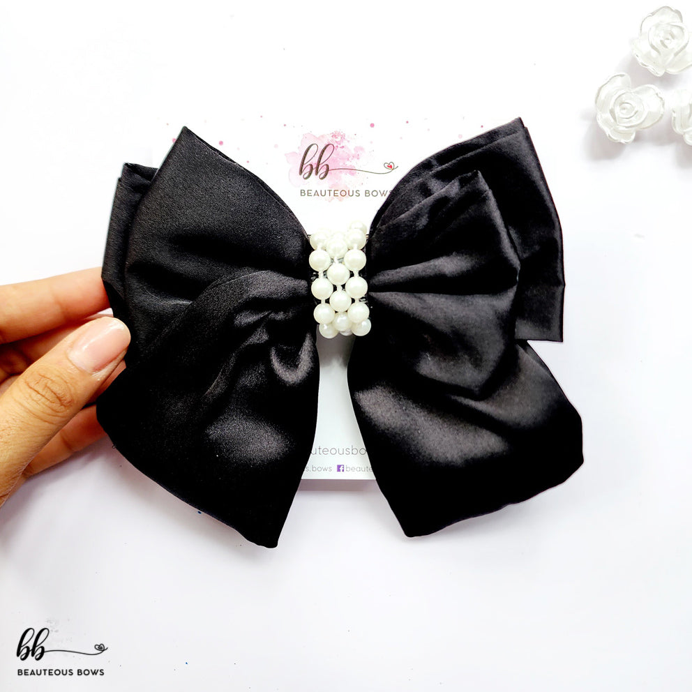 Belle Pearly Satin Bow