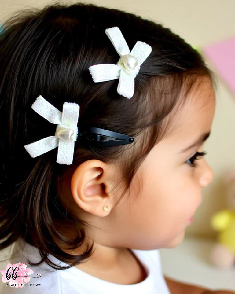 White Glitter Bow Set