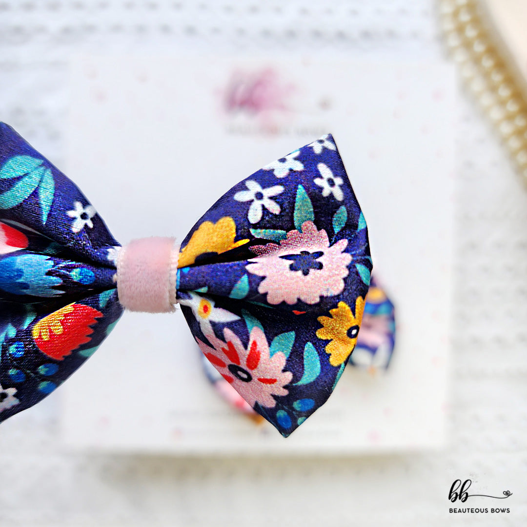 Wild Flowers Satin Mini Bow Set